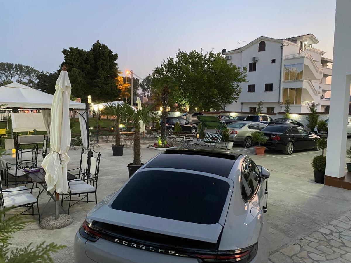 Apartments Vila Sara M Ούλτσιν Εξωτερικό φωτογραφία